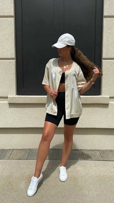 How To Style A Baseball Jersey 8 Chic Stylish Looks Youll LoveLooking for the perfect baseball game outfit or how to style Vectorency 10 Baseball Game Outfit Women Ideas